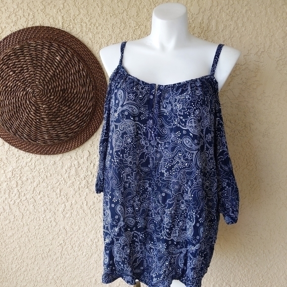 Torrid NAVY PAISLEY CHALLIS BLOUSE - Picture 9 of 9